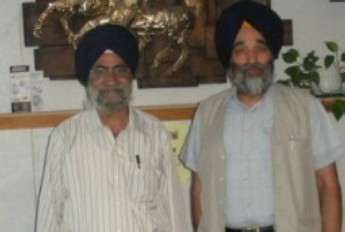 Sekhon with Dr  Charanjit Singh Gumtala (17K)