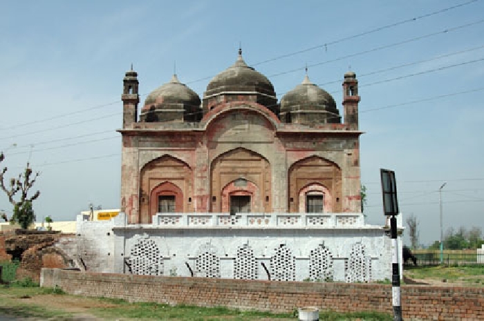 Red Mosque (203K)