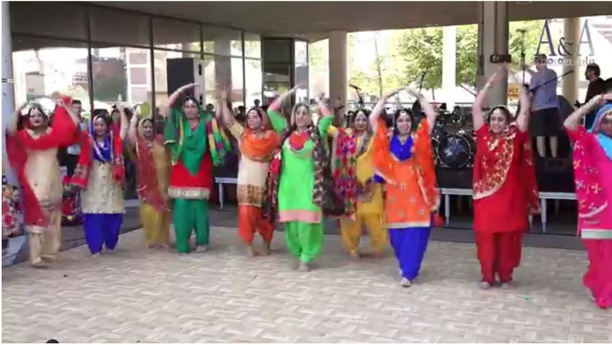 Bhangra (214K)