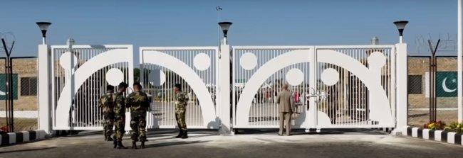 kartarpur gate to pakistan.jpg