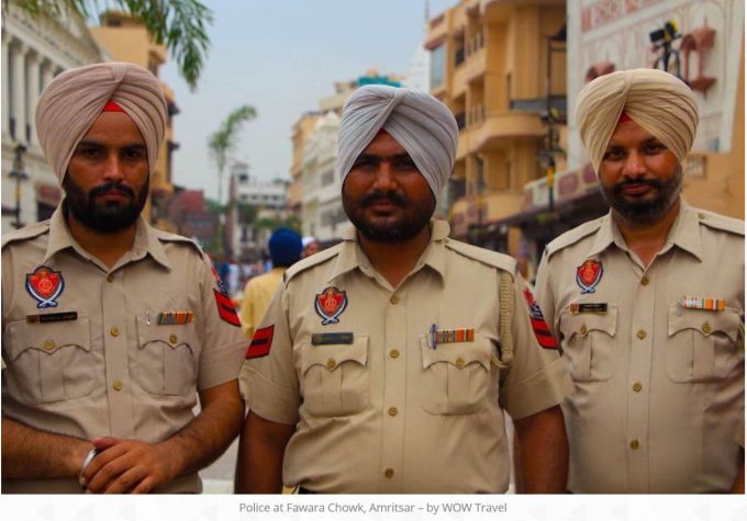 Police@Chowk.JPG