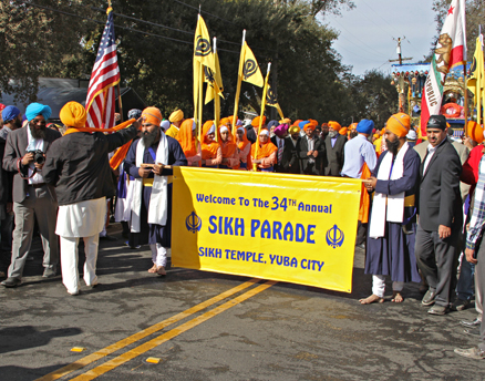 SikhParade1 (205K)